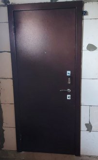 Антивандальная дверь входная DA-003