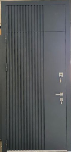 Дверь для коттеджа высокая KT-306